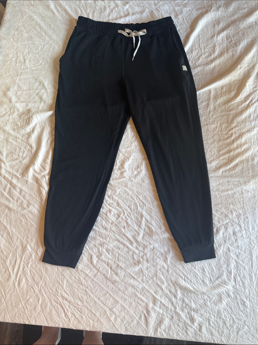 Vuori Black performance Joggers with Drawstring